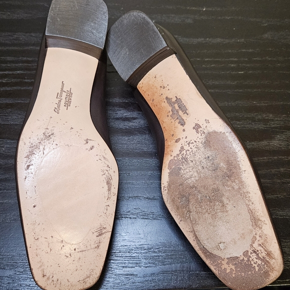 Salvatore Ferragamo Boutique Loafers: Size 8.5 Slim . Made in Italy - Picture 8 of 8